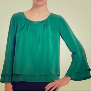 NWT BCBG Hanelli layered blouse with flounce sleeve